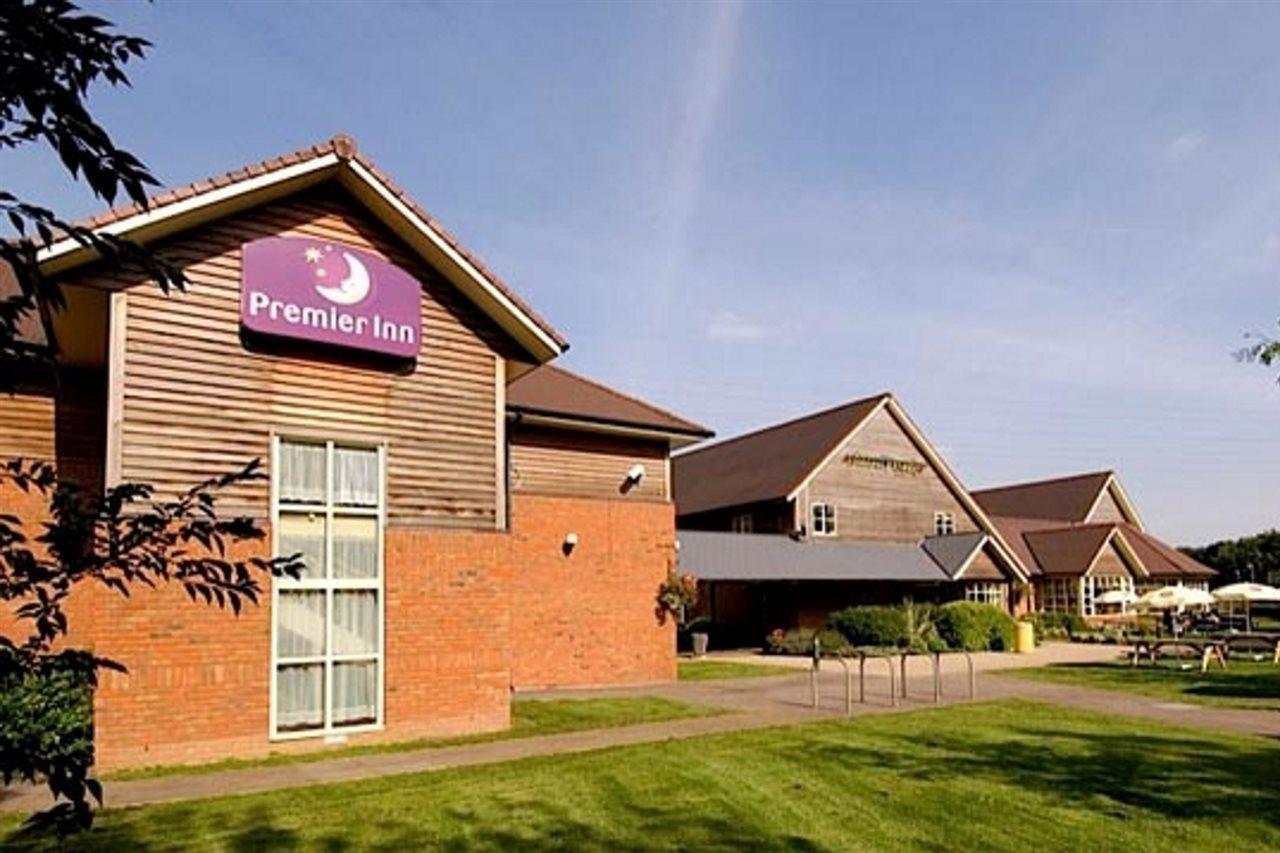 Premier Inn Tewkesbury Exteriör bild